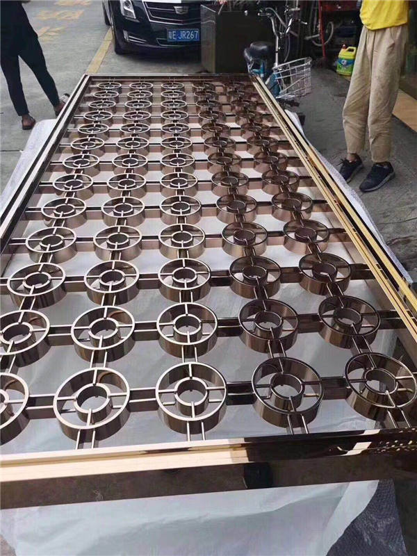 ���P����L(f��ng)����