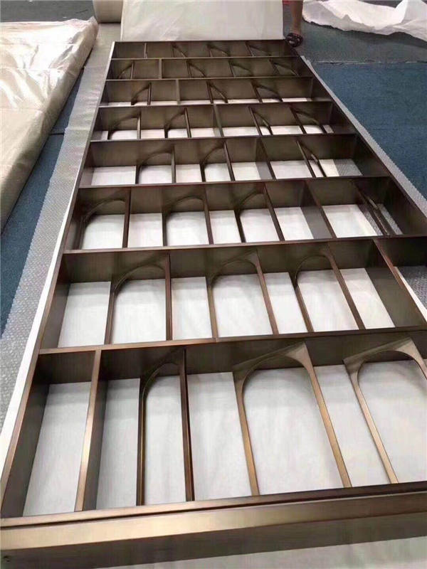 ���P����L(f��ng)����